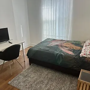 Private London