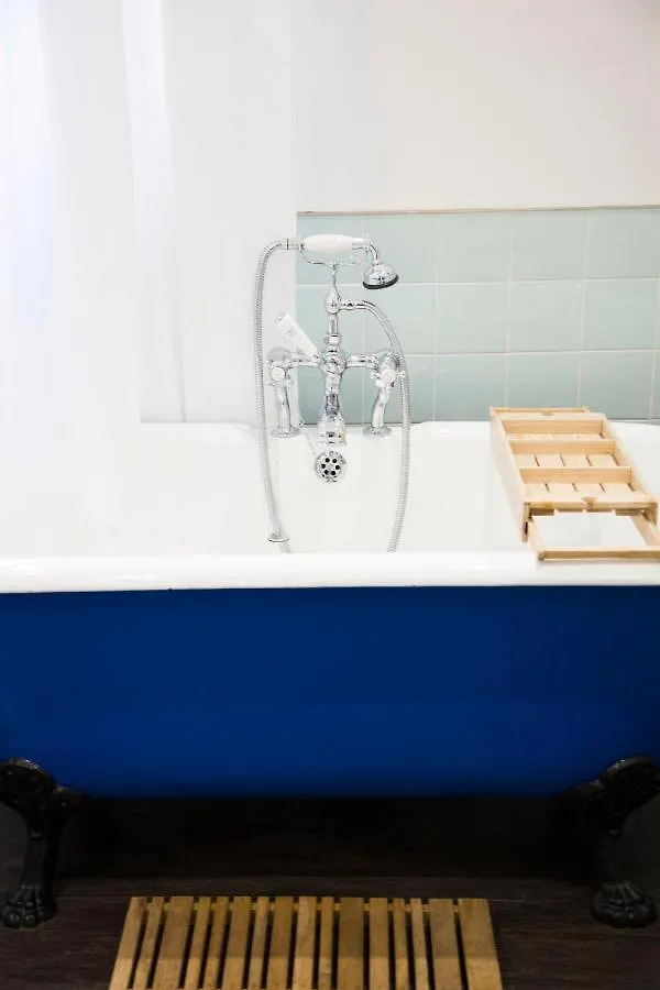 Guest house Luxury Bed Just Off The Canal Hotel London United Kingdom